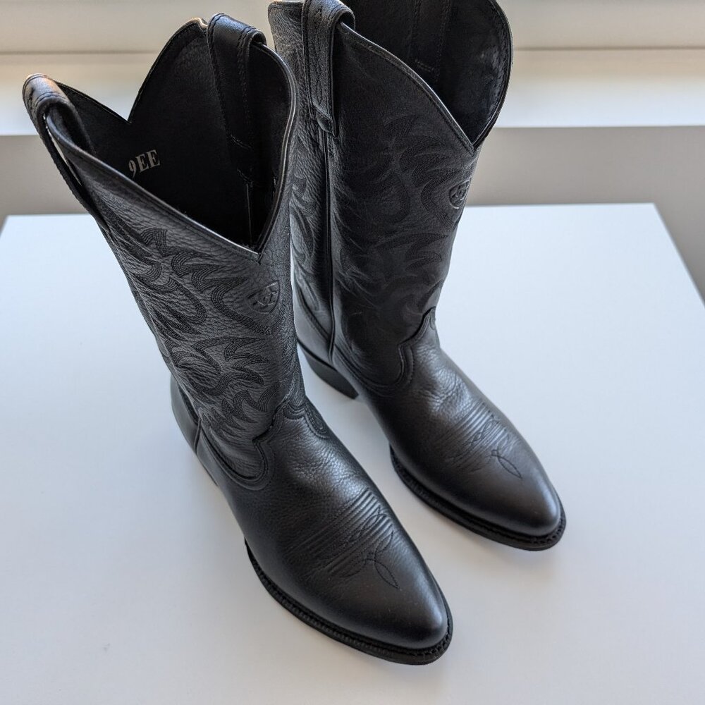 Ariat Heritage R Toe Western Boot - 9 EE (Wide) - Black Deertan